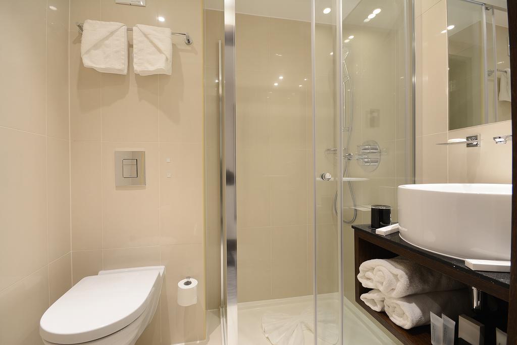 Deluxe Single Room,123152062:JPEG
